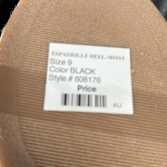 NEW Ann taylor Loft  size 9 flat form shoes - Picture 8 of 9